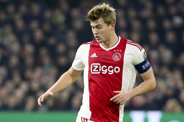 AMSTERDAM, NETHERLANDS - FEBRUARY 13: Matthijs de Ligt of Ajax during the UEFA Champions League Round of 16 first leg match between AFC Ajax Amsterdam and Real Madrid at Johan Cruyff Arena on February 13, 2019 in Amsterdam, . (Photo by Jean Catuffe/Getty Images)