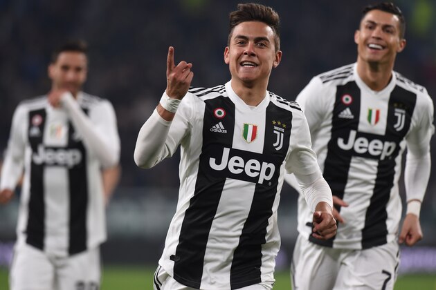 TURIN, ITALY - FEBRUARY 15: Paulo Dybala of Juventus celebrates after scoring the opening goal during the Serie A match between Juventus and Frosinone Calcio on February 15, 2019 in Turin, Italy. (Photo by Tullio M. Puglia/Getty Images)