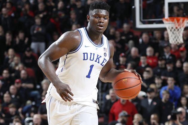LOUISVILLE, KY - FEBRUARY 12: Zion Williamson #1 of the Duke Blue Devils handles the ball against the Louisville Cardinals during the game at KFC YUM! Center on February 12, 2019 in Louisville, Kentucky. Duke came from behind to win 71-69. (Photo by Joe Robbins/Getty Images)