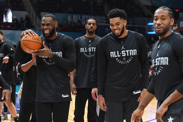 CHARLOTTE, NC - FEBRUARY 16:  LeBron James #23, Karl-Anthony Towns #32 and Kawhi Leonard of Team LeBron smile and laugh during the 2019 NBA All-Star Practice and Media Availability on February 16, 2019 at Bojangles Coliseum in Charlotte, North Carolina. NOTE TO USER: User expressly acknowledges and agrees that, by downloading and or using this photograph, User is consenting to the terms and conditions of the Getty Images License Agreement. Mandatory Copyright Notice: Copyright 2019 NBAE (Photo by Andrew D. Bernstein/NBAE via Getty Images)