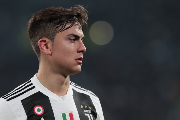 TURIN, ITALY - FEBRUARY 15:  Paulo Dybala of Juventus looks on during the Serie A match between Juventus and Frosinone Calcio at Allianz Stadium on February 15, 2019 in Turin, Italy.  (Photo by Emilio Andreoli/Getty Images)