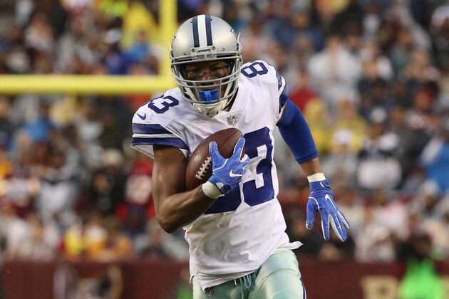 LANDOVER, MD - OCTOBER 29: Wide receiver Terrance Williams #83 of the Dallas Cowboys runs upfield against the Dallas Cowboys during the second quarter at FedEx Field on October 29, 2017 in Landover, Maryland. (Photo by Patrick Smith/Getty Images)