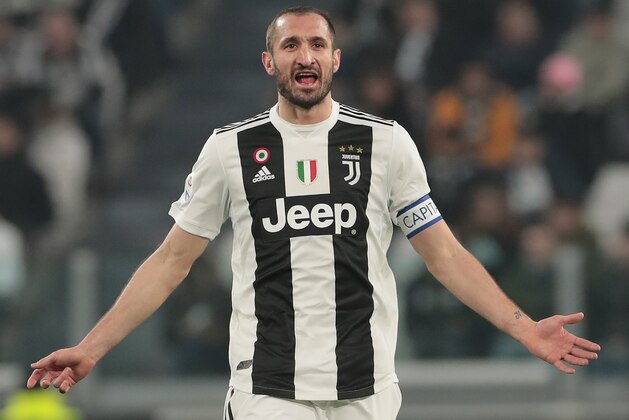 TURIN, ITALY - FEBRUARY 15:  Giorgio Chiellini of Juventus gestures during the Serie A match between Juventus and Frosinone Calcio at Allianz Stadium on February 15, 2019 in Turin, Italy.  (Photo by Emilio Andreoli/Getty Images)