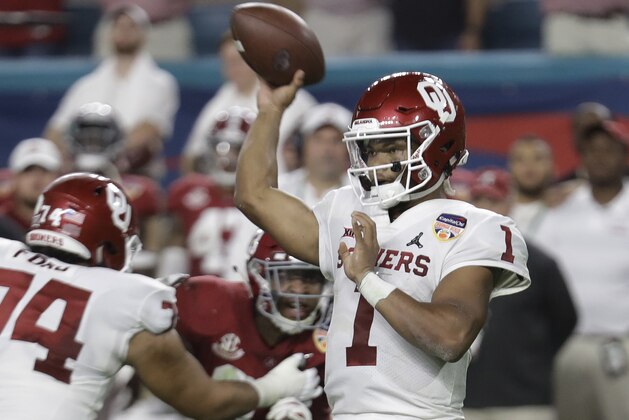 Oklahoma quarterback Kyler Murray (1) looks to pass, during the first half of the Orange Bowl NCAA college football game against Alabama, Saturday, Dec. 29, 2018, in Miami Gardens, Fla. (AP Photo/Lynne Sladky)