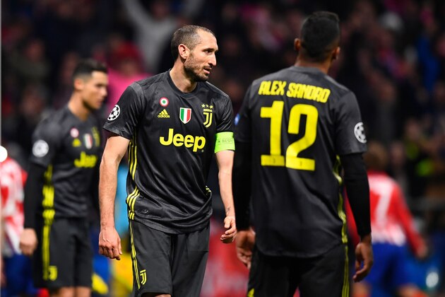 Juventus' Italian defender Giorgio Chiellini reacts after Atletico Madrid scored a second goal during the UEFA Champions League round of 16 first leg football match between Club Atletico de Madrid and Juventus FC at the Wanda Metropolitan stadium in Madrid on February 20, 2019. (Photo by GABRIEL BOUYS / AFP)        (Photo credit should read GABRIEL BOUYS/AFP/Getty Images)
