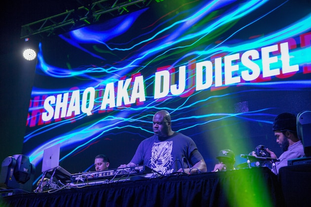 MINNEAPOLIS, MN - FEBRUARY 02: DJ Diesel; Shaquille ONeal performs at the TAO Group In Minneapolis For Big Game Weekend on February 2, 2018 in Minneapolis, Minnesota.  (Photo by Tasos Katopodis/Getty Images for TAO Group