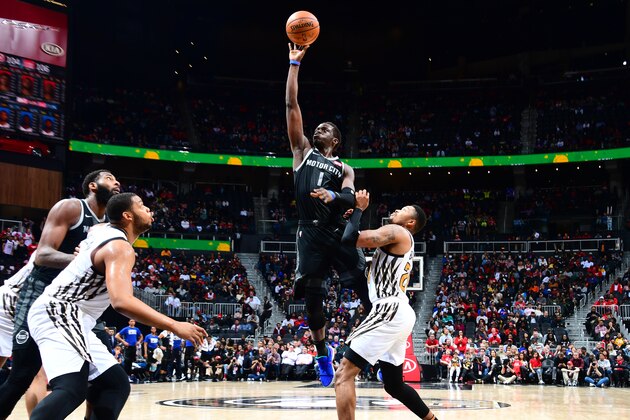 ATLANTA, GA - FEBRUARY 22: Reggie Jackson #1 of the Detroit Pistons shoots the ball against the Atlanta Hawks on February 22, 2019 at State Farm Arena in Atlanta, Georgia.  NOTE TO USER: User expressly acknowledges and agrees that, by downloading and/or using this Photograph, user is consenting to the terms and conditions of the Getty Images License Agreement. Mandatory Copyright Notice: Copyright 2019 NBAE (Photo by Scott Cunningham/NBAE via Getty Images)