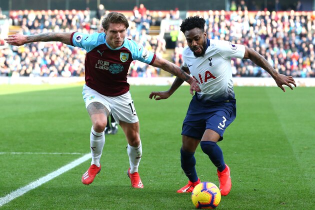 BURNLEY, ENGLAND - FEBRUARY 23:  Danny Rose of Tottenham Hotspur is challenged by Jeff Hendrick of Burnley during the Premier League match between Burnley FC and Tottenham Hotspur at Turf Moor on February 23, 2019 in Burnley, United Kingdom.  (Photo by Alex Livesey/Getty Images)