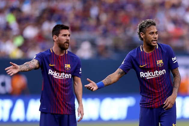 EAST RUTHERFORD, NJ - JULY 22:  Lionel Messi #10 and Neymar #11 of Barcelona react to the way Juventus lined up for a kick in the first half during the International Champions Cup 2017  on July 22, 2017 at MetLife Stadium in East Rutherford, New Jersey.  (Photo by Elsa/Getty Images)