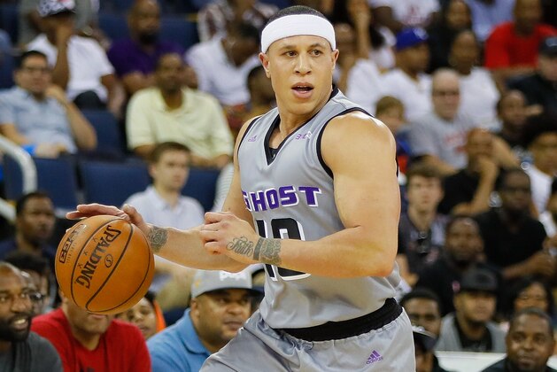 DULUTH, GA - AUGUST 10:  Mike Bibby #10 of the Ghost Ballers in action against the 3 Headed Monsters during week eight of the BIG3 three on three basketball league at Infinite Energy Arena on August 10, 2018 in Duluth, Georgia.  (Photo by Kevin C. Cox/Getty Images)