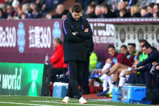 BURNLEY, ENGLAND - FEBRUARY 23:  Mauricio Pochettino, Manager of Tottenham Hotspur reacts during the Premier League match between Burnley FC and Tottenham Hotspur at Turf Moor on February 23, 2019 in Burnley, United Kingdom.  (Photo by Alex Livesey/Getty Images)
