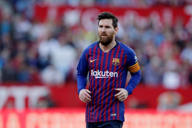 SEVILLA, SPAIN - FEBRUARY 23: Lionel Messi of FC Barcelona  during the La Liga Santander  match between Sevilla v FC Barcelona at the Estadio Ramon Sanchez Pizjuan on February 23, 2019 in Sevilla Spain (Photo by Eric Verhoeven/Soccrates/Getty Images)