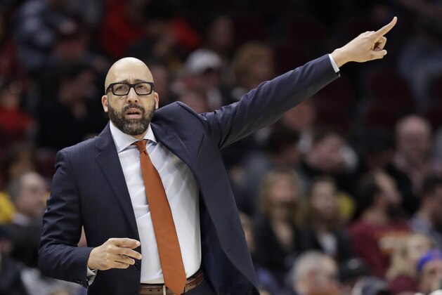 New York Knicks head coach David Fizdale gives instructions to players in the first half of an NBA basketball game against the Cleveland Cavaliers, Monday, Feb. 11, 2019, in Cleveland. The Cavaliers won 107-104. (AP Photo/Tony Dejak)