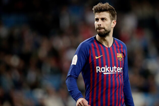 MADRID, SPAIN - FEBRUARY 27: Gerard Pique of FC Barcelona  during the Spanish Copa del Rey  match between Real Madrid v FC Barcelona at the Santiago Bernabeu on February 27, 2019 in Madrid Spain (Photo by David S. Bustamante/Soccrates/Getty Images)