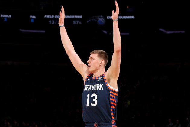 NEW YORK, NY FEBRUARY 26:  Henry Ellenson #13 of the New York Knicks looks on against the Orlando Magic on February 26, 2019 at Madison Square Garden in New York City, New York.  NOTE TO USER: User expressly acknowledges and agrees that, by downloading and or using this photograph, User is consenting to the terms and conditions of the Getty Images License Agreement. Mandatory Copyright Notice: Copyright 2019 NBAE  (Photo by Nathaniel S. Butler/NBAE via Getty Images)