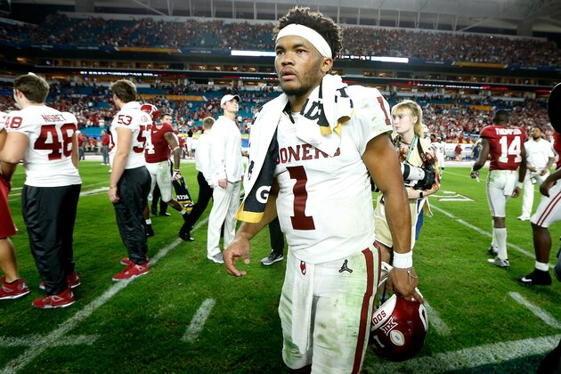 MIAMI, FL - DECEMBER 29:  Kyler Murray #1 of the Oklahoma Sooners reacts after losing to the Alabama Crimson Tide in the College Football Playoff Semifinal at the Capital One Orange Bowl at Hard Rock Stadium on December 29, 2018 in Miami, Florida.  (Photo by Michael Reaves/Getty Images)