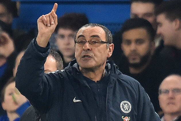 Chelsea's Italian head coach Maurizio Sarri shouts instructions to his players from the touchline during the English Premier League football match between Chelsea and Tottenham Hotspur at Stamford Bridge in London on February 27, 2019. (Photo by Glyn KIRK / AFP) / RESTRICTED TO EDITORIAL USE. No use with unauthorized audio, video, data, fixture lists, club/league logos or 'live' services. Online in-match use limited to 120 images. An additional 40 images may be used in extra time. No video emulation. Social media in-match use limited to 120 images. An additional 40 images may be used in extra time. No use in betting publications, games or single club/league/player publications. /         (Photo credit should read GLYN KIRK/AFP/Getty Images)