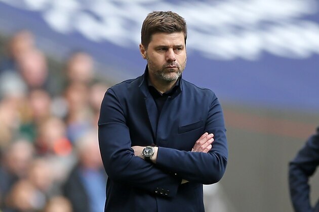 Tottenham Hotspur's Argentinian head coach Mauricio Pochettino gestures on the touchline during the English Premier League football match between Tottenham Hotspur and Arsenal at Wembley Stadium in London, on March 2, 2019. (Photo by Daniel LEAL-OLIVAS / AFP) / RESTRICTED TO EDITORIAL USE. No use with unauthorized audio, video, data, fixture lists, club/league logos or 'live' services. Online in-match use limited to 120 images. An additional 40 images may be used in extra time. No video emulation. Social media in-match use limited to 120 images. An additional 40 images may be used in extra time. No use in betting publications, games or single club/league/player publications. /         (Photo credit should read DANIEL LEAL-OLIVAS/AFP/Getty Images)