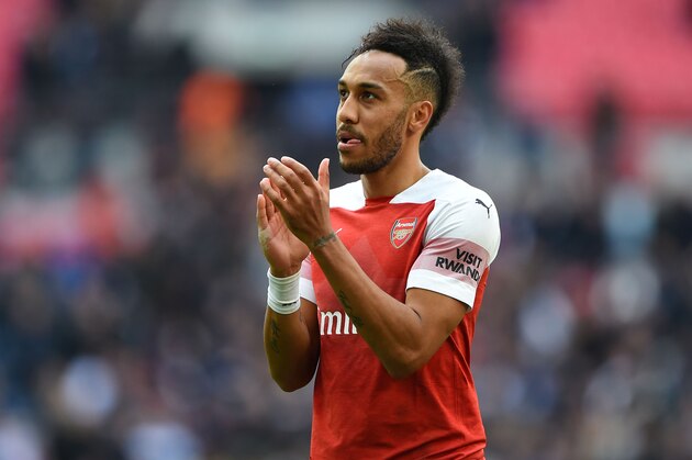 LONDON, ENGLAND - MARCH 02: Pierre-Emerick Aubameyang of Arsenal applauds fans after the Premier League match between Tottenham Hotspur and Arsenal FC at Wembley Stadium on March 02, 2019 in London, United Kingdom. (Photo by Harriet Lander/Copa/Getty Images)