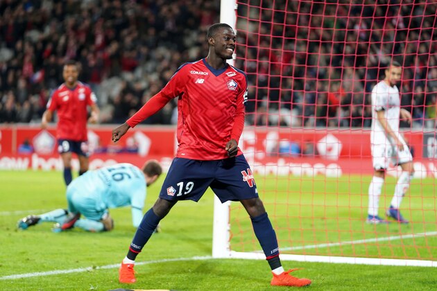 LILLE, FRANCE - MARCH 03: Lille's Nicolas Pepe celebrates after his team scored goal during the Ligue 1 match between LOSC Lille and Dijon FCO at Stade Pierre Mauroy on March 03, 2019 in Lille, France. (Photo by Sylvain Lefevre/Getty Images)