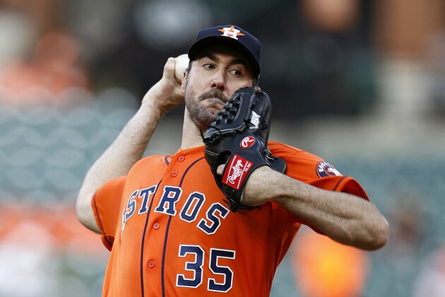 Houston Astros starting pitcher Justin Verlander throws to the Baltimore Orioles in the first baseball game of a doubleheader, Saturday, Sept. 29, 2018, in Baltimore. (AP Photo/Patrick Semansky)