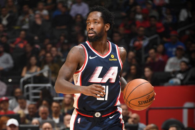 LOS ANGELES, CA - MARCH 3: Patrick Beverley #21 of the LA Clippers brings the ball up the court against the New York Knicks on March 3, 2019 at STAPLES Center in Los Angeles, California. NOTE TO USER: User expressly acknowledges and agrees that, by downloading and/or using this Photograph, user is consenting to the terms and conditions of the Getty Images License Agreement. Mandatory Copyright Notice: Copyright 2019 NBAE (Photo by Andrew D. Bernstein/NBAE via Getty Images)