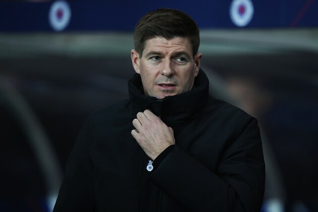 GLASGOW, SCOTLAND - FEBRUARY 27: Rangers manager Steven Gerrard looks on during the Ladbrokes Scottish Premier League match between Rangers and Dundee at Ibrox Stadium on February 27, 2019 in Glasgow, Scotland. (Photo by Ian MacNicol/Getty Images)