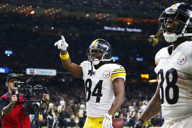 Pittsburgh Steelers wide receiver Antonio Brown (84) celebrates sho touchdown reception in the second half of an NFL football game against the New Orleans Saints in New Orleans, Sunday, Dec. 23, 2018. (AP Photo/Butch Dill)