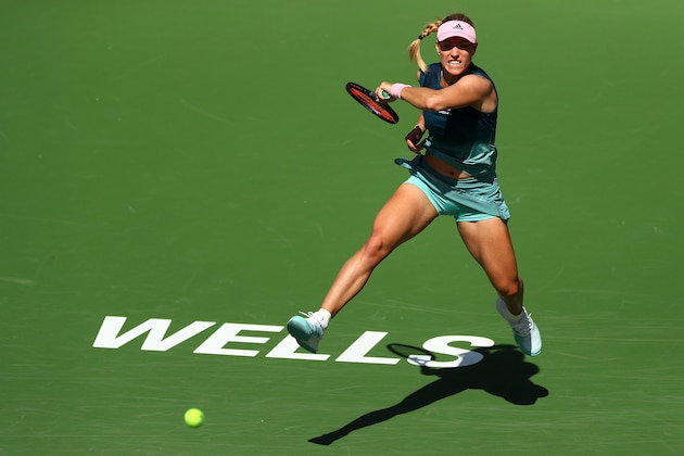 INDIAN WELLS, CALIFORNIA - MARCH 09: Angelique Kerber of Germany plays a forehand against Yulia Putintseva of Kazakhstan during their women's singles second round match on Day 6 of the BNP Paribas Open at the Indian Wells Tennis Garden on March 09, 2019 in Indian Wells, California. (Photo by Yong Teck Lim/Getty Images)