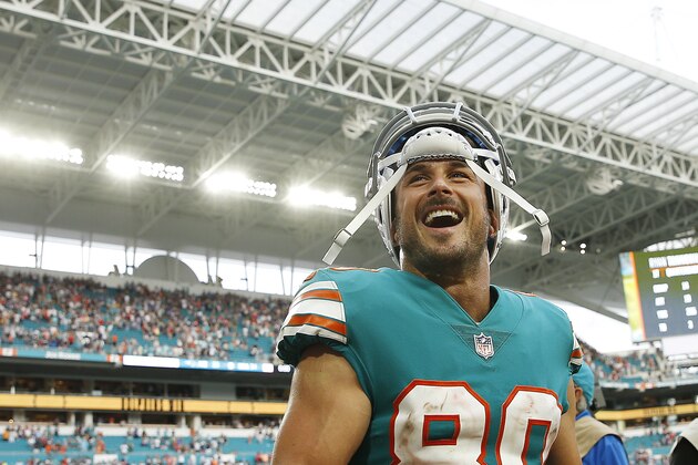 MIAMI, FL - DECEMBER 09:  Danny Amendola #80 of the Miami Dolphins celebrates after defeating the New England Patriots 34-33 at Hard Rock Stadium on December 9, 2018 in Miami, Florida.  (Photo by Michael Reaves/Getty Images)