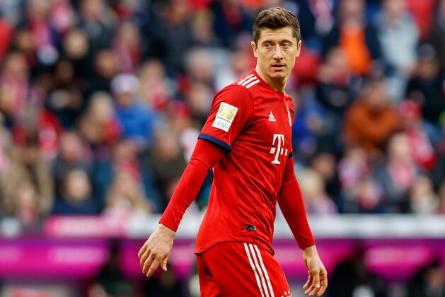 MUNICH, GERMANY - MARCH 09: Robert Lewandowski of Bayern Muenchen looks on during the Bundesliga match between FC Bayern Muenchen and VfL Wolfsburg at Allianz Arena on March 09, 2019 in Munich, Germany. (Photo by TF-Images/Getty Images)