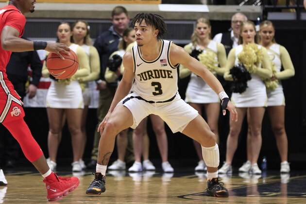 WEST LAFAYETTE, INDIANA - MARCH 02: Carsen Edwards #3 of the Purdue Boilermakers on defense in the game against the Ohio State Buckeyes during the second half at Mackey Arena on March 02, 2019 in West Lafayette, Indiana. (Photo by Justin Casterline/Getty Images) WEST LAFAYETTE, INDIANA - MARCH 02: Carsen Edwards #3 of the Purdue Boilermakers on defense in the game against the Ohio State Buckeyes during the second half at Mackey Arena on March 02, 2019 in West Lafayette, Indiana. (Photo by Justin Casterline/Getty Images)