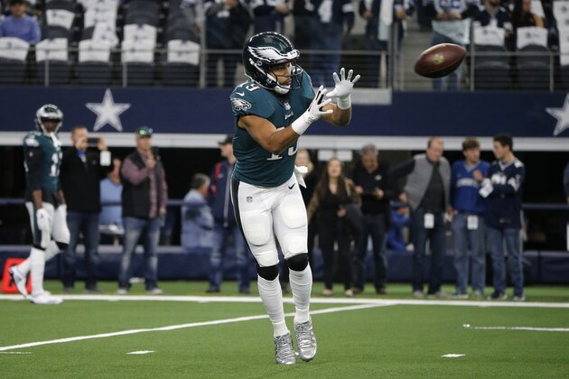 Philadelphia Eagles wide receiver Golden Tate (19) reaches out to catch a pass during warm ups before an NFL football game against the Dallas Cowboys in Arlington, Texas, Sunday, Dec. 9, 2018. (AP Photo/Michael Ainsworth)