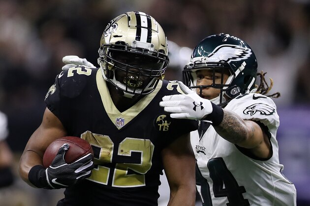 NEW ORLEANS, LOUISIANA - JANUARY 13: Mark Ingram #22 of the New Orleans Saints during the NFC Divisional Playoff at the Mercedes Benz Superdome on January 13, 2019 in New Orleans, Louisiana. (Photo by Chris Graythen/Getty Images)
