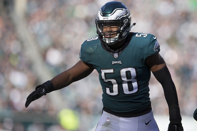 PHILADELPHIA, PA - OCTOBER 21: Jordan Hicks #58 of the Philadelphia Eagles reacts against the Carolina Panthers at Lincoln Financial Field on October 21, 2018 in Philadelphia, Pennsylvania. (Photo by Mitchell Leff/Getty Images)