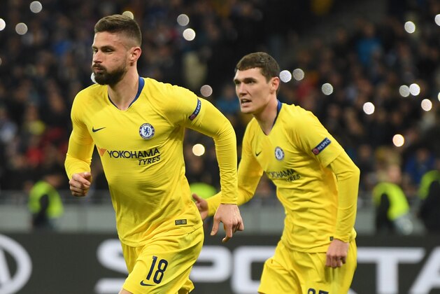 KIEV, UKRAINE - MARCH 14:  Olivier Giroud of Chelsea celebrates after scoring his third and his team's fourth goal during the UEFA Europa League Round of 16 Second Leg match between Dynamo Kyiv and Chelsea at NSC Olimpiyskiy Stadium on March 14, 2019 in Kiev, Ukraine. (Photo by Mike Hewitt/Getty Images)