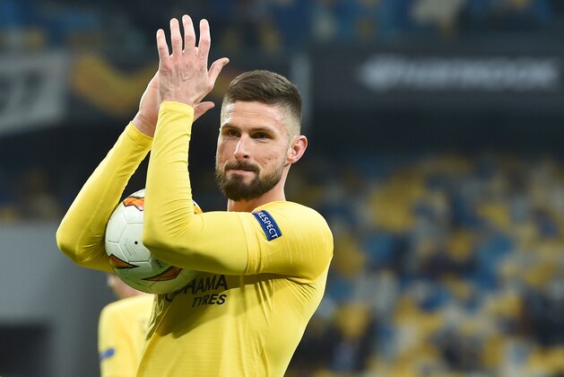 Chelsea's French forward Olivier Giroud celebrates after the UEFA Europa League round of 16, second leg football match between FC Dynamo Kyiv and Chelsea FC at NSK Olimpiyskyi stadium in Kiev on March 14, 2019. (Photo by Sergei SUPINSKY / AFP)        (Photo credit should read SERGEI SUPINSKY/AFP/Getty Images)