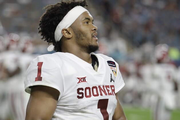 Oklahoma quarterback Kyler Murray (1) looks up, during the first half of the Orange Bowl NCAA college football game against Alabama, Saturday, Dec. 29, 2018, in Miami Gardens, Fla. (AP Photo/Lynne Sladky)