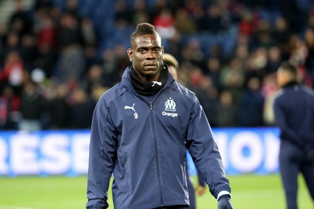 PARIS, FRANCE - MARCH 17:  Mario Balotelli of Olympique de Marseille reacts during the Ligue 1 match between Paris Saint-Germain (PSG) and Olympique de Marseille (OM) at Parc des Princes on March 17, 2019 in Paris, France.  (Photo by Xavier Laine/Getty Images)