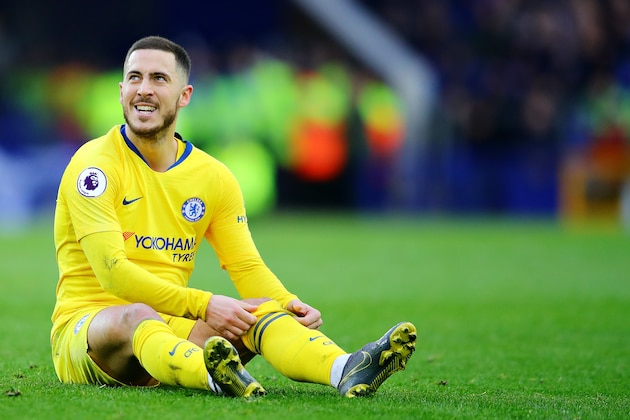 LIVERPOOL, ENGLAND - MARCH 17: Eden Hazard of Chelsea looks on during the Premier League match between Everton FC and Chelsea FC at Goodison Park on March 17, 2019 in Liverpool, United Kingdom. (Photo by Chris Brunskill/Fantasista/Getty Images)