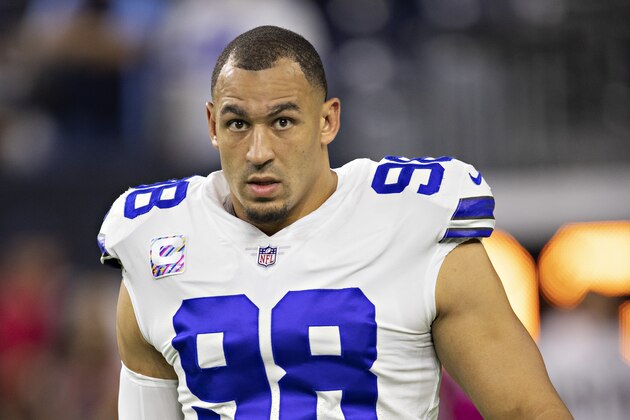 HOUSTON, TX - OCTOBER 7:  Tyrone Crawford #98 of the Dallas Cowboys warms up before a game against the Houston Texans at NRG Stadium on October 7, 2018 in Houston, Texans.  The Texans defeated the Cowboys in overtime 19-16.  (Photo by Wesley Hitt/Getty Images)