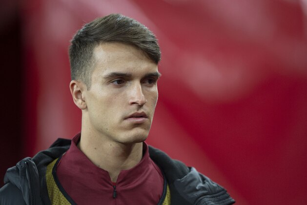 LONDON, ENGLAND - MARCH 14: Denis Suarez of Arsenal looks on prior to the UEFA Europa League Round of 16 Second Leg match between Arsenal and Stade Rennes at Emirates Stadium on March 14, 2019 in London, United Kingdom. (Photo by TF-Images/Getty Images)