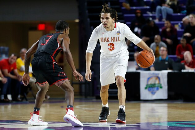 FORT MYERS, FL - DECEMBER 21:  Cole Anthony #3 of Oak Hill Academy in action against Imhotep Charter High School during the City Of Palms Classic at Suncoast Credit Union Arena on December 21, 2018 in Fort Myers, Florida.  (Photo by Michael Reaves/Getty Images)