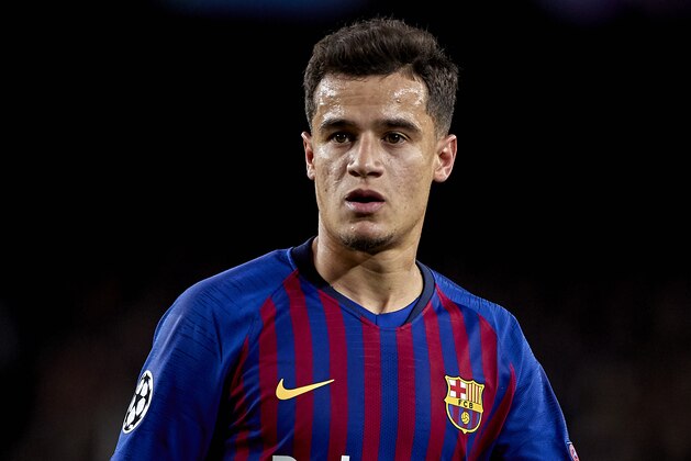 BARCELONA, SPAIN - MARCH 13: Philippe Coutinho of FC Barcelona looks on during the UEFA Champions League Round of 16 Second Leg match between FC Barcelona and Olympique Lyonnais at Nou Camp on March 13, 2019 in Barcelona, . (Photo by Quality Sport Images/Getty Images)