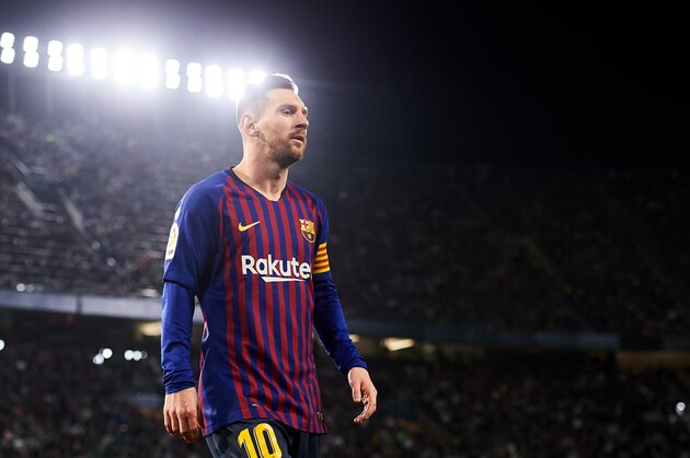 SEVILLE, SPAIN - MARCH 17: Lionel Messi of FC Barcelona reacts during the La Liga match between Real Betis Balompie and FC Barcelona at Estadio Benito Villamarin on March 17, 2019 in Seville, Spain. (Photo by Aitor Alcalde/Getty Images)