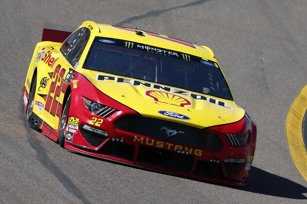 Joey Logano drives during the NASCAR Cup Series auto race at ISM Raceway, Sunday, March 10, 2019, in Avondale, Ariz. (AP Photo/Ralph Freso)