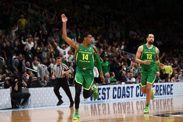 SAN JOSE, CALIFORNIA - MARCH 22:  Kenny Wooten #14 of the Oregon Ducks reacts in the second half during the first round of the 2019 NCAA Men's Basketball Tournament at SAP Center on March 22, 2019 in San Jose, California. (Photo by Ezra Shaw/Getty Images)