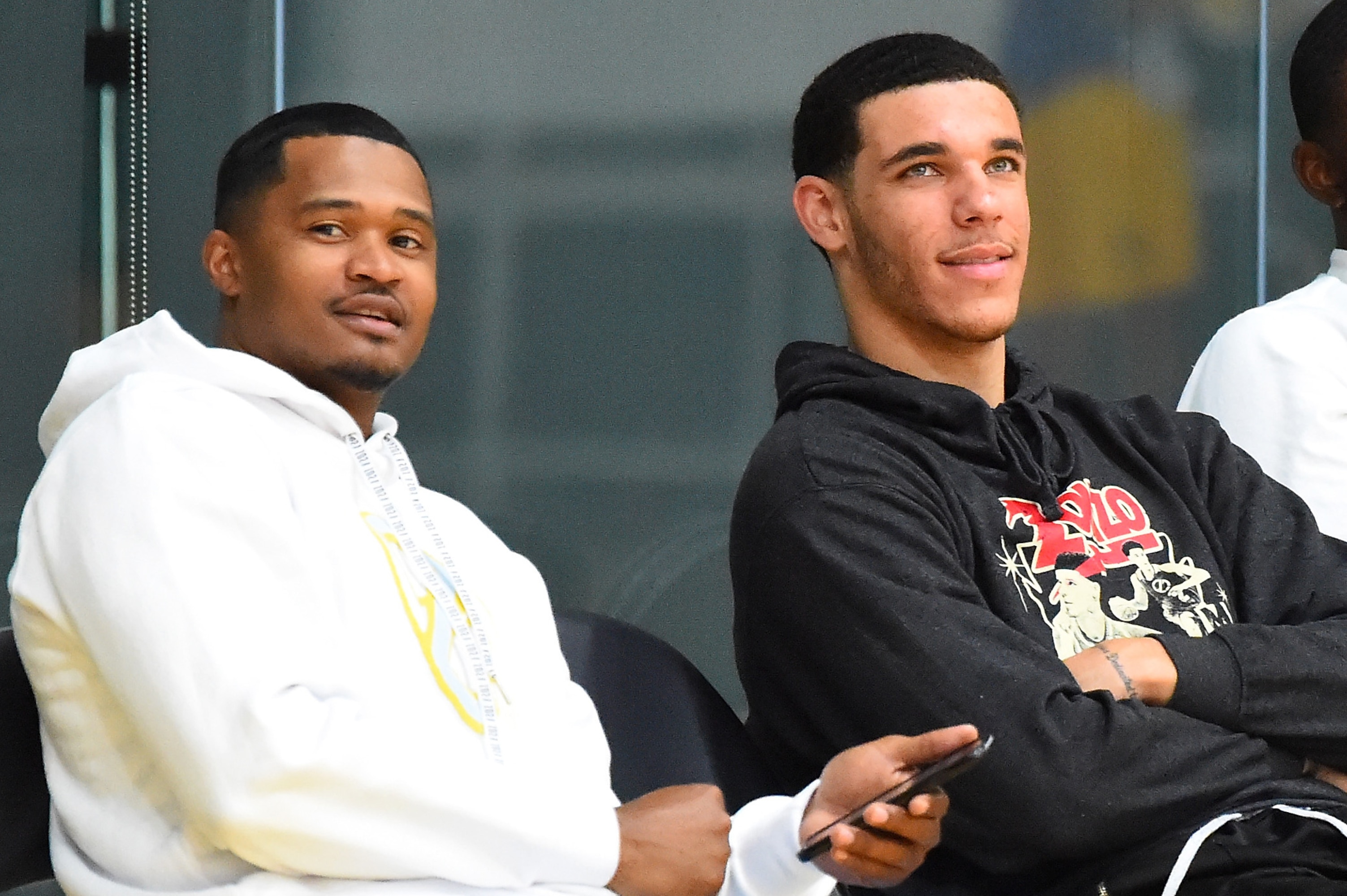 Video: Watch Lonzo Ball's Manager Throw ZO2 Sneakers in Trash Amid Nike ...