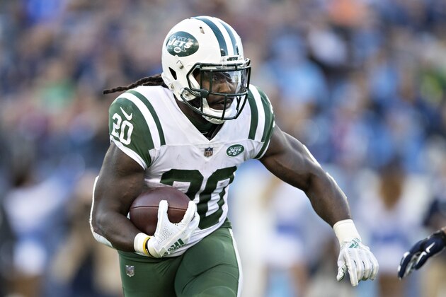 NASHVILLE, TN - DECEMBER 2:  Isaiah Crowell #20 of the New York Jets runs the ball during a game against the Tennessee Titans at Nissan Stadium on December 2, 2018 in Nashville,Tennessee.  The Titans defeated the Jets 26-22.   (Photo by Wesley Hitt/Getty Images)