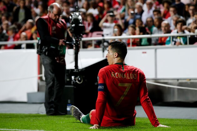 LISBON, PORTUGAL - MARCH 25: Cristiano Ronaldo of Portugal during the  EURO Qualifier match between Portugal  v Serbia  at the Estádio da Luz on March 25, 2019 in Lisbon Portugal (Photo by Erwin Spek/Soccrates/Getty Images)